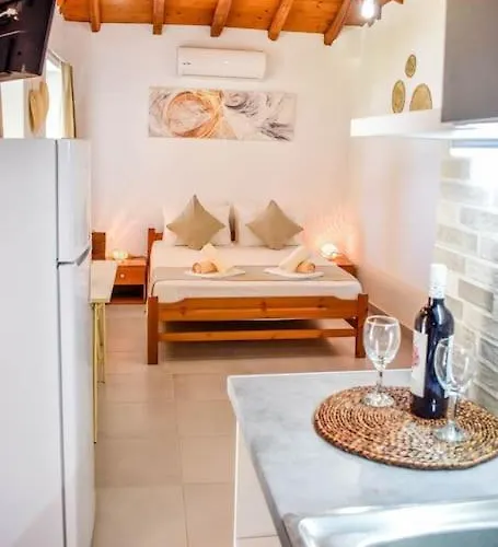 Hut House εξοχικό στην παραλία μ. άμμος Feriehus *