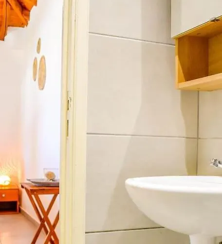 Hut House εξοχικό στην παραλία μ. άμμος *