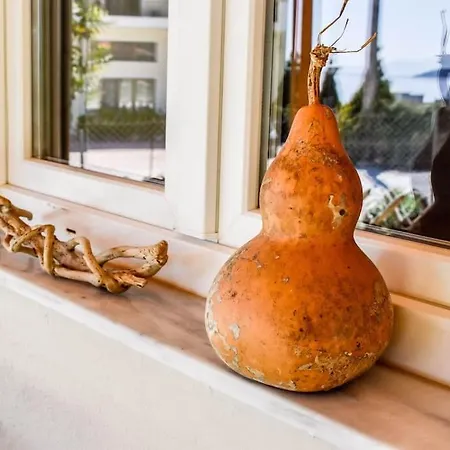 Hut House εξοχικό στην παραλία μ. άμμος * Skiathos Town