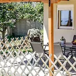 Hut House εξοχικό στην παραλία μ. άμμος *