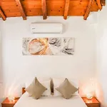 Hut House εξοχικό στην παραλία μ. άμμος Holiday home *