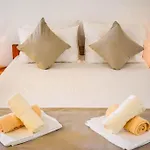 Hut House εξοχικό στην παραλία μ. άμμος Skiathos Town