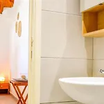 Hut House εξοχικό στην παραλία μ. άμμος *
