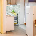 Holiday home Hut House εξοχικό στην παραλία μ. άμμος Skiathos Town