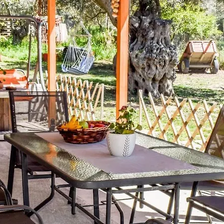 Holiday home Hut House εξοχικό στην παραλία μ. άμμος