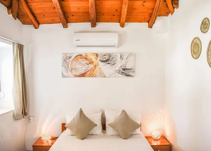 Hut House εξοχικό στην παραλία μ. άμμος Сasa de vacaciones *