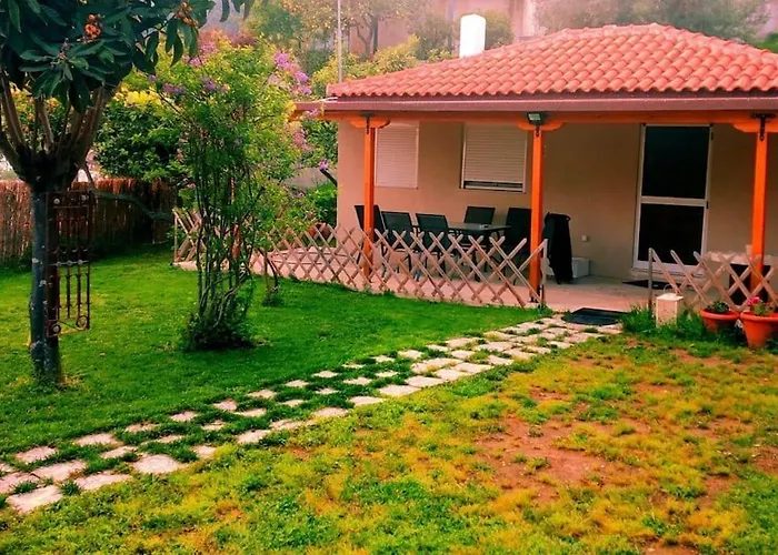 Hut House εξοχικό στην παραλία μ. άμμος *